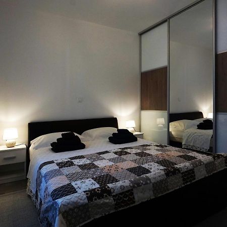Deluxe Apartment Joia With Balcony On The Beach Bacvice, Free Parking, Old Town, Near Ferry Port Σπλιτ Εξωτερικό φωτογραφία