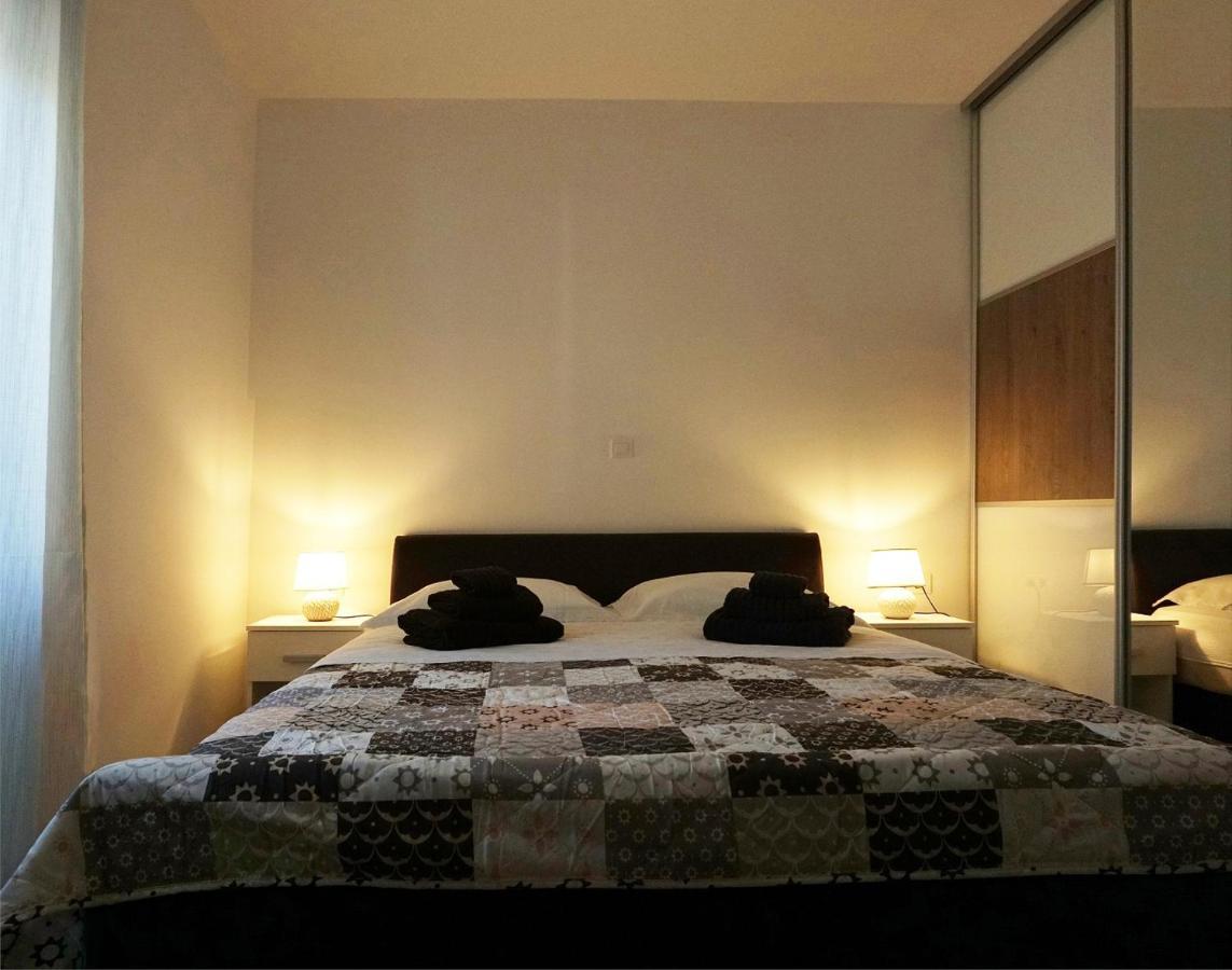Deluxe Apartment Joia With Balcony On The Beach Bacvice, Free Parking, Old Town, Near Ferry Port Σπλιτ Εξωτερικό φωτογραφία